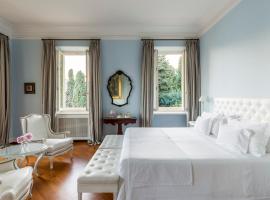 Villa della Pergola Relais et Chateaux, ξενοδοχείο στο Αλάσιο