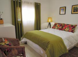 Casa do Professor, cheap hotel in Albergaria-a-Velha