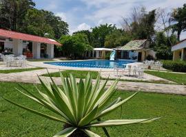 Hotel Villas Kin Ha, resort village in Palenque