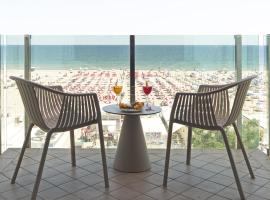 Hotel Regina Fronte Mare, hotel v Rimini