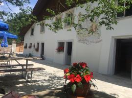 Auberge de la Bouege, hotel en Le Noirmont