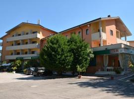 Hotel La Carica, hotel in Pastrengo