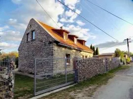 Modern stone house in Balatonfüred with jacuzzi