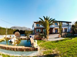 Cortijo Rural Torreabeca, hotel v destinácii Pinos Puente