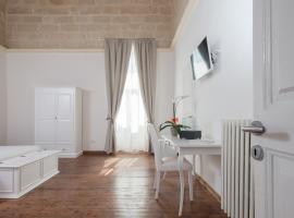 Ada Suites & Spa, hotel a prop de Church of Saints Nicolò and Catald, a Lecce