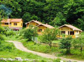 Бунгала Дара, hotel cerca de Ekopateka Byala Reka, Kalofer