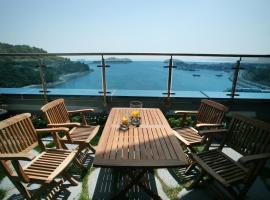Benikea Hotel Yeosu, hotell sihtkohas Yeosu