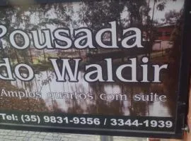 Pousada Moporã, a antiga pousada do Waldir, com amplas suítes no centro de Aiuruoca