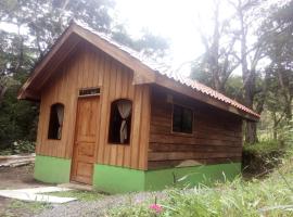 Monteverde Romantic Cottage，蒙特韋爾德哥斯達黎加蒙特維多雲霧森林生物保護區（Monteverde Cloud Forest Biological Reserve）附近的飯店