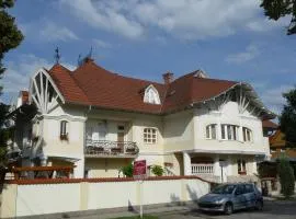 Apartmanház Sipos Siófok