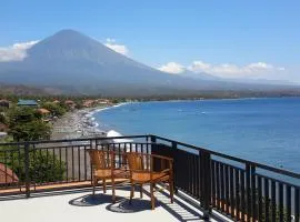 Amed Beach Villa