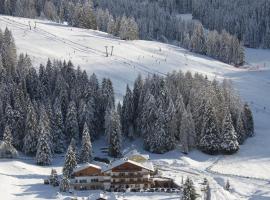 Garni Hotel Rosengarten B&B, hotel com spa em Selva di Val Gardena