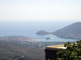 Villa Pergola Andros, feriebolig i Gavrion