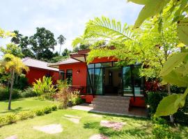 Saree Lagoon Villa Koh Samui, hotel in Lipa Noi