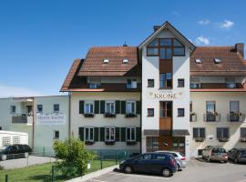Hotel Gasthaus Krone, hotelli kohteessa Immenstaad am Bodensee