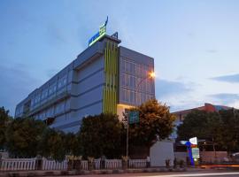 PrimeBiz Tegal, hotel en Tegal