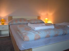 Apartment Bini, hotell sihtkohas Molunat