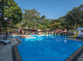 Hotel Mundaí Praia Camping e Est para Mh โรงแรมที่Praia de Mundaiในปอร์โตเซกูโร