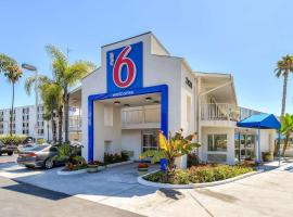 Motel 6-San Diego, CA - Hotel Circle - Mission Valley, מלון ב-Hotel Circle, סן דייגו