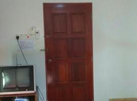 NUE Guesthouse, hotel in Kota Bharu