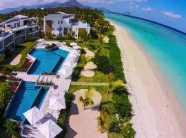 Cap Ouest Beachfront Luxury Penthouse & Apartment