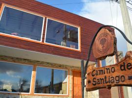 Hostal Camino de Santiago，納塔列斯港納塔萊斯港巴士站（Puerto Natales Bus Station）附近的飯店