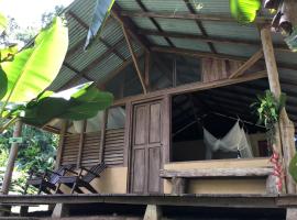 Amazonita Ecolodge, chata v destinaci Dos Brazos