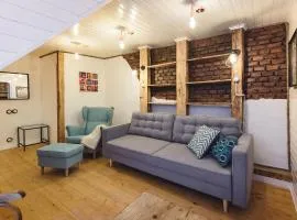Centrally located Old Town Loft