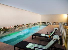 Dubai Suites – hotel w mieście Montes Claros