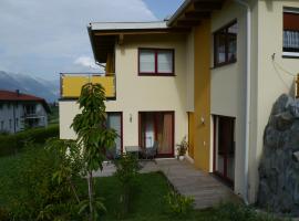 Ferienhaus Sam, family hotel in Innsbruck