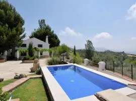Holiday Home Villanueva with Pool and Views