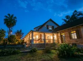 Casa da Estacao - Não é hotel, não é pousada é a casa mais charmosa de Morretes!