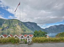 Vangsgaarden Gjestgiveri, proprietate de vacanță aproape de plajă din Aurland