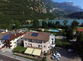 Albergo Miralaghi, hotel near Monte Bondone, Padergnone