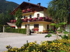 Frühstückspension Haus Mayr, hotel v destinácii Hinterstoder