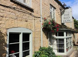 The Red Lion Inn, hotel with parking in Long Compton