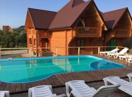 Panska Sadyba Hotel, Hotel in Plavie