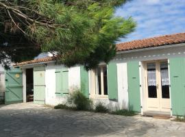 Maison Ile de Re: La Couarde-sur-Mer şehrinde bir villa
