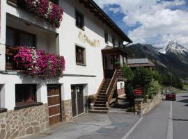 Rudighof, hotel in Pettneu am Arlberg