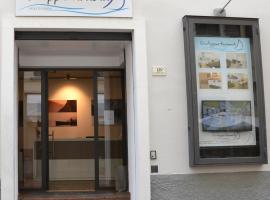 RivAppartamenti, hotel in Riva del Garda