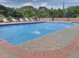 Finca Hotel Loma Linda, hotel in La Mesa