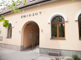 Hotel Eminent