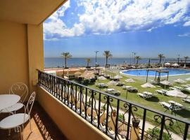 First line apartment, beach hotel in Alboraya
