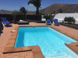 Villa Lucky - Heated Pool
