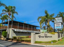 Treehaven Tourist Park, hotel con piscina a Bomaderry