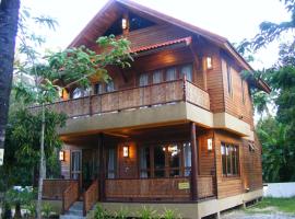 Baan Nana Villa, holiday home in Mae Nam