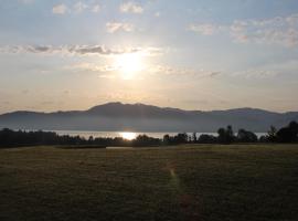 Ferienwohnung Seiringer, golf hotel in Attersee am Attersee