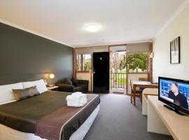 Lorne Coachman Inn, motel u gradu Lorn