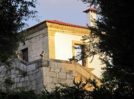 Casa Dalevada, Veade, hostal o pensió a Celorico de Basto