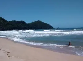Ubatuba Surf Suites